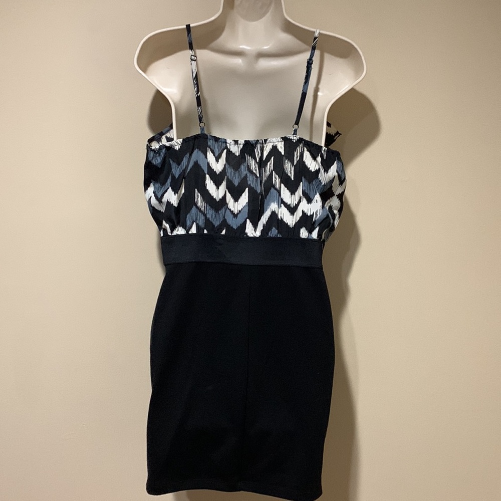 Forever 21 dress - Picture 6 of 12